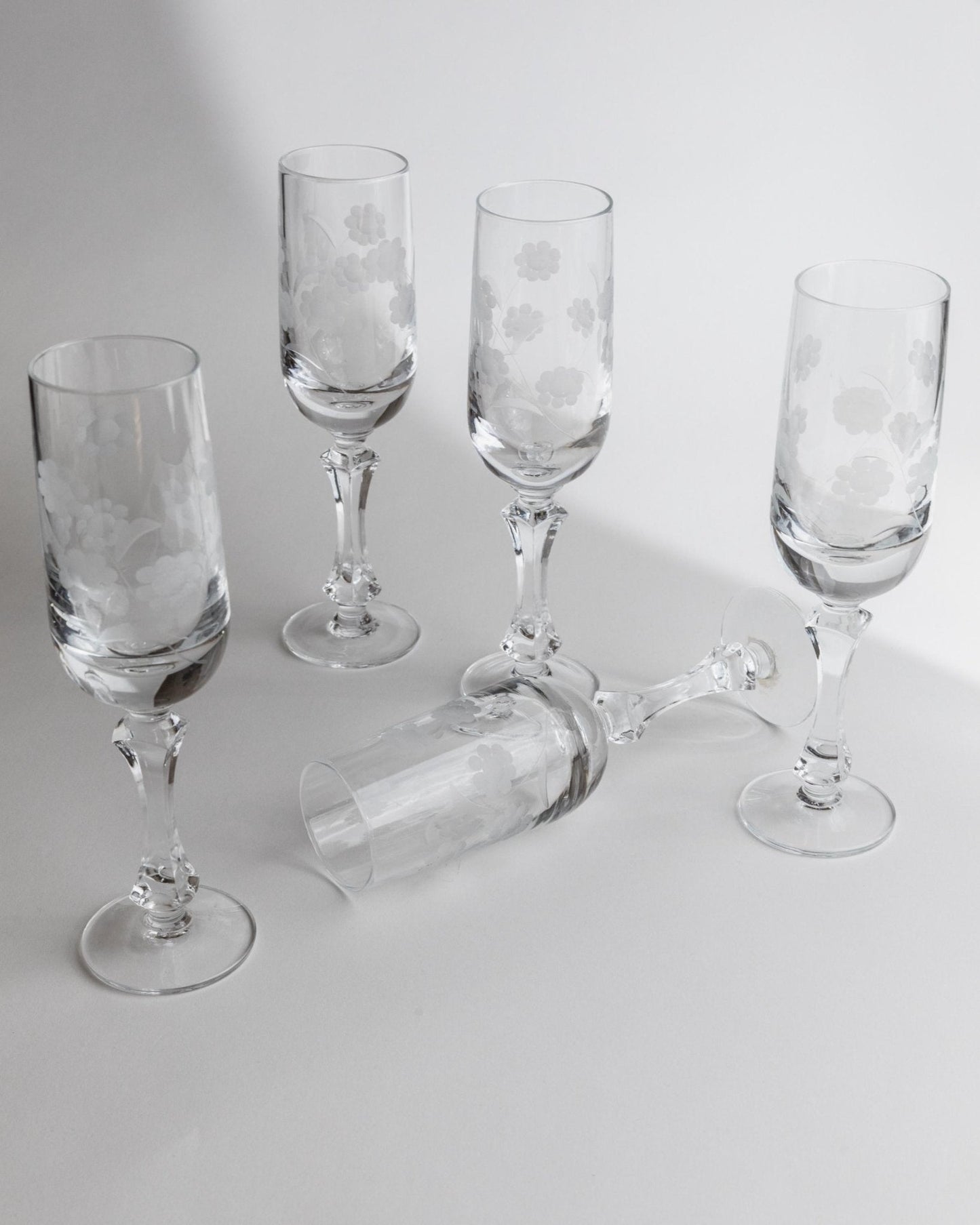 Vintage Champagnerglas Set von 5 mit floraler Gravur, Italien 1960er, einzigartig