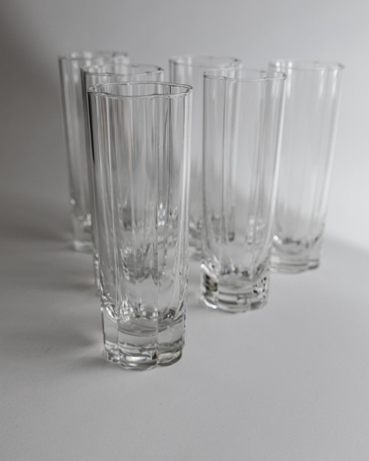 Vintage Trinkglas Set von 6 Flower Shape