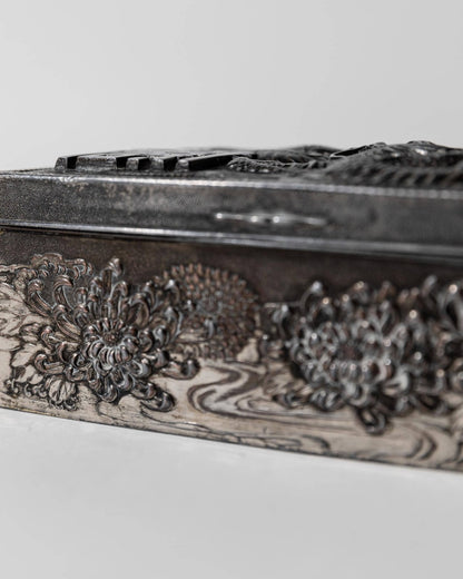 Vintage Dose mit Drachenmotiv, Silber und Holzintarsien, Japan