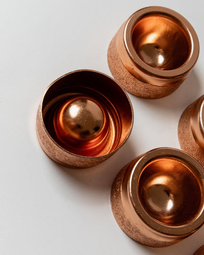 Vintage Eierbecher Set von 6 stapelbar gehämmert Kupferton