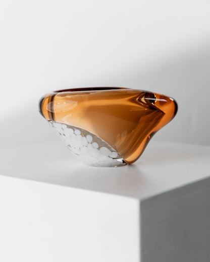 Vintage Glasschale Aschenbecher von Pavel Stejskal für Beranek Skrdlovice, orange weiße Punkte