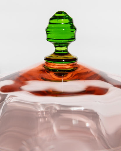 Vintage Glasdose Cloche mit Teller mit graviertem Blumenmuster