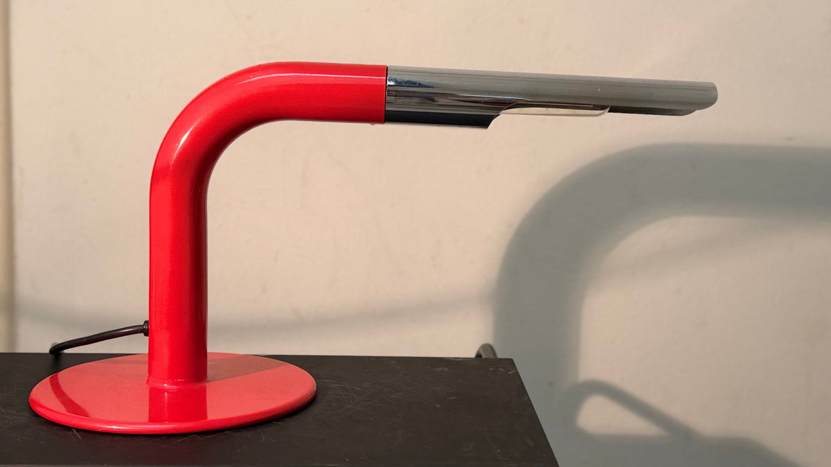 Tischlampe "Gulp" von Ingo Maurer für Design M, Rot und Chrom