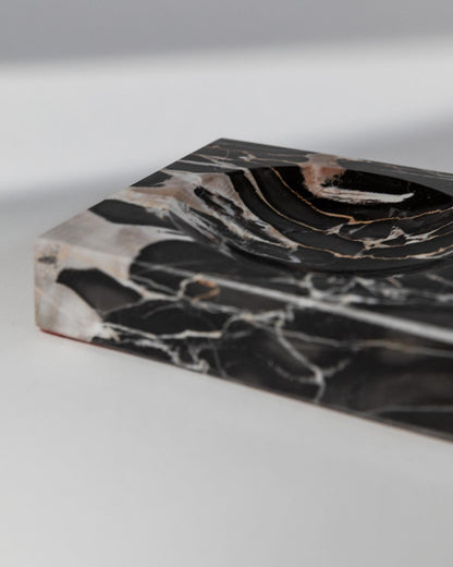 Vintage Aschenbecher aus Marmor von Italien 1970er, schwarz-beige marmoriert, zeitloses Design