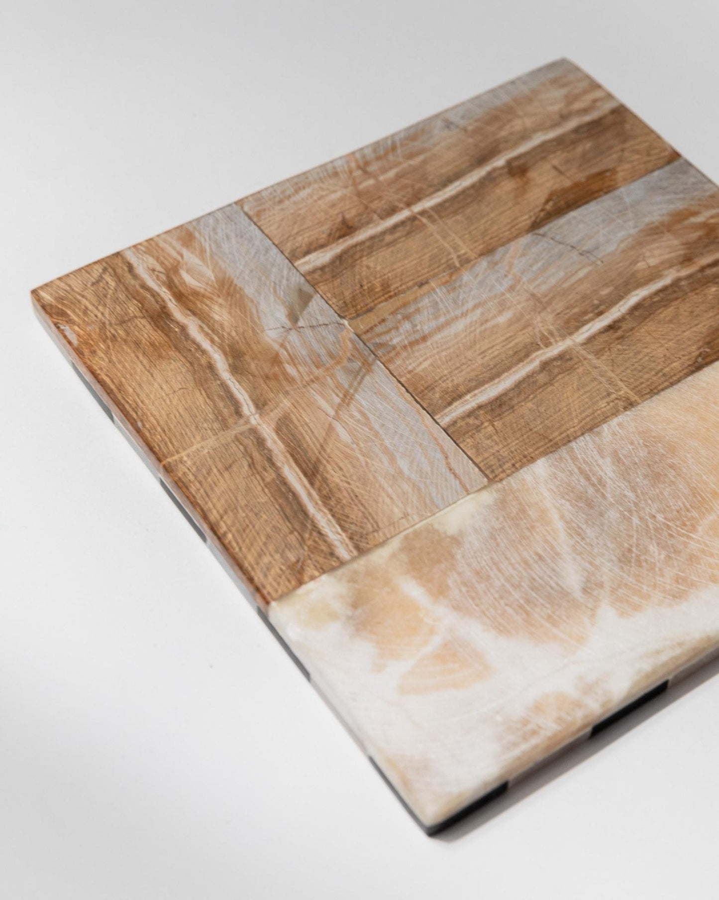 Vintage Schachbrett aus Marmor mit Schachfiguren aus Marmor, Italien 1960er, zeitloses Design