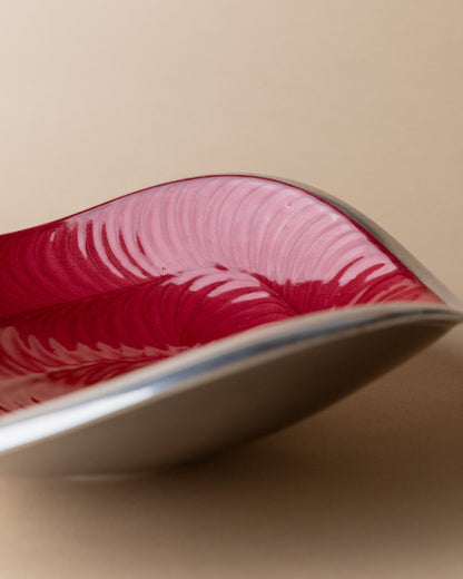 Vintage Schale Metall rot emailliert von Royal House