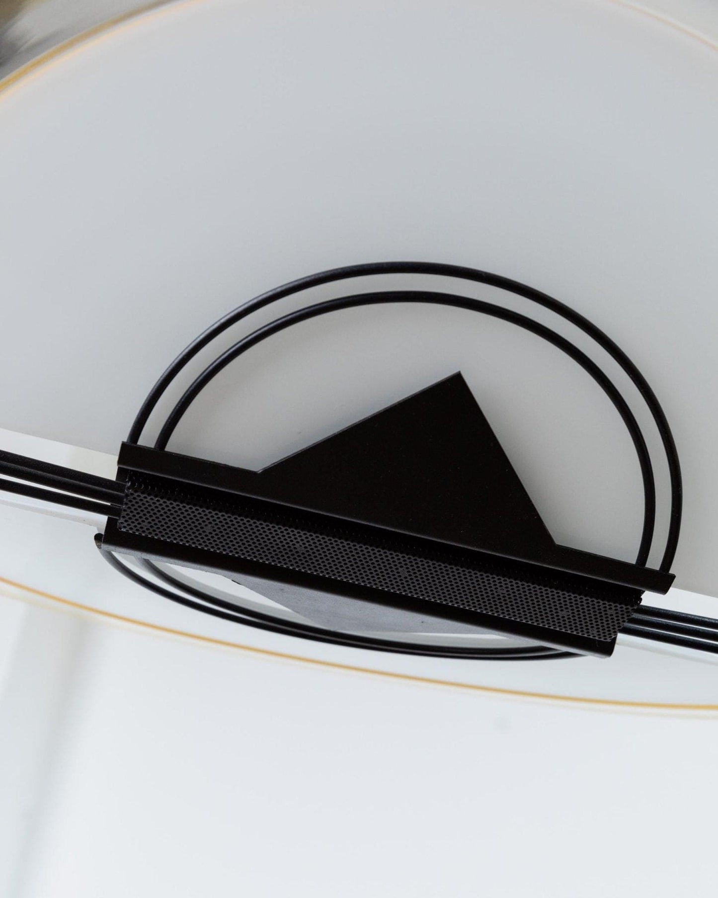 Plafonnier vintage en verre de Murano géométrique blanc jaune noir Memphis années 80