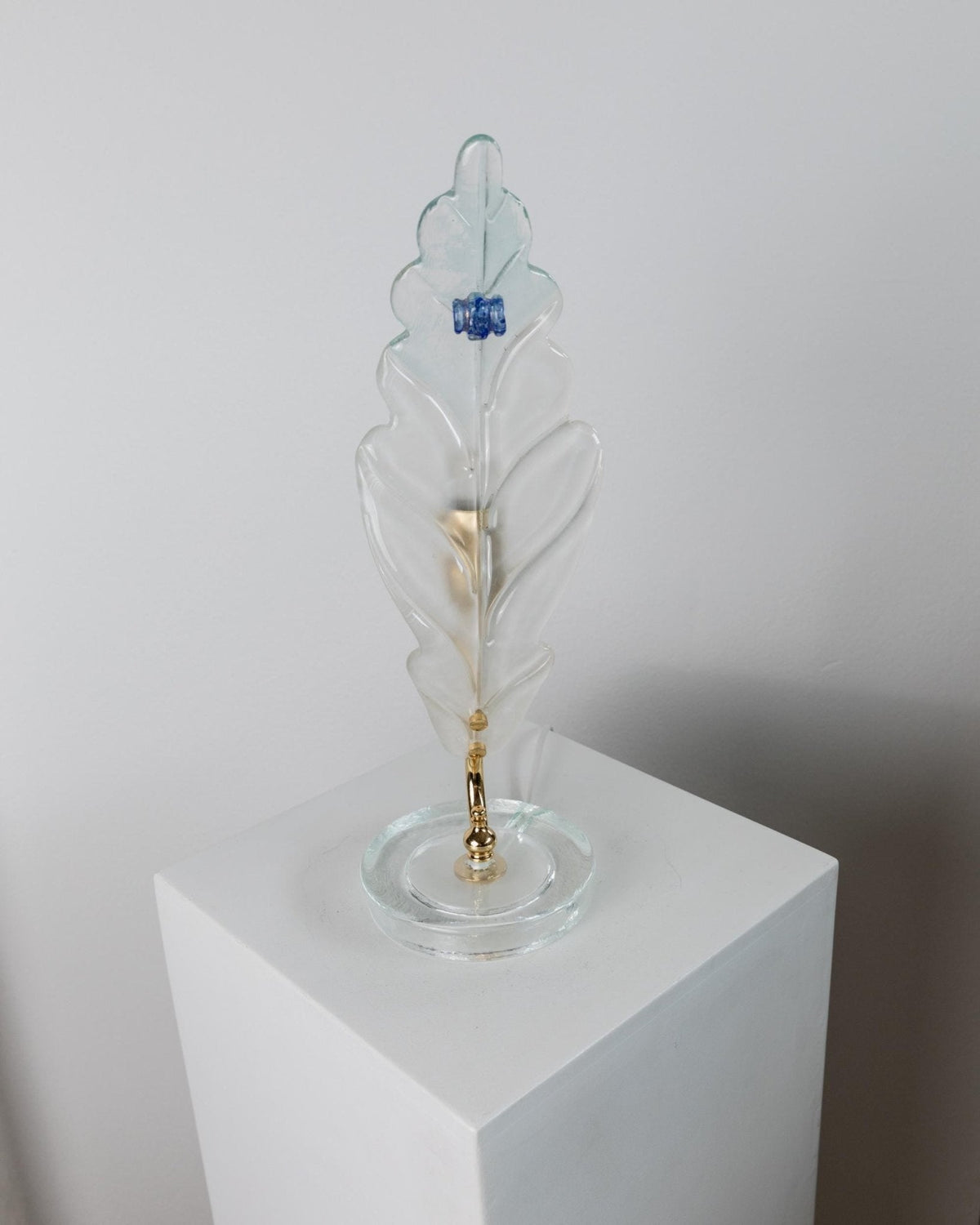 Vintage Tischlampe Murano Glas blattförmig mit blauen Details