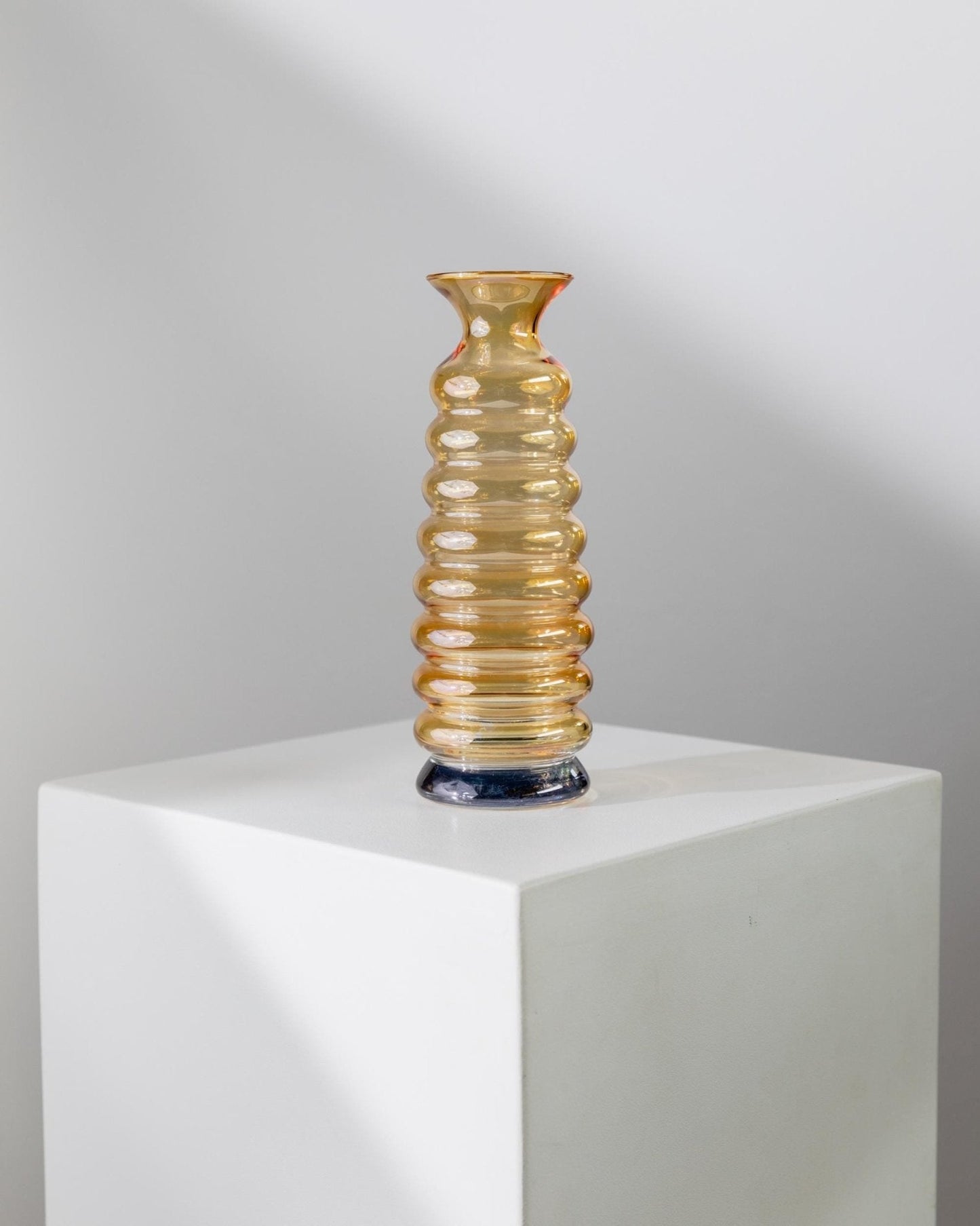 Vintage Vase aus Murano-Glas gelb-blau irisierend wavy bubble von Murano