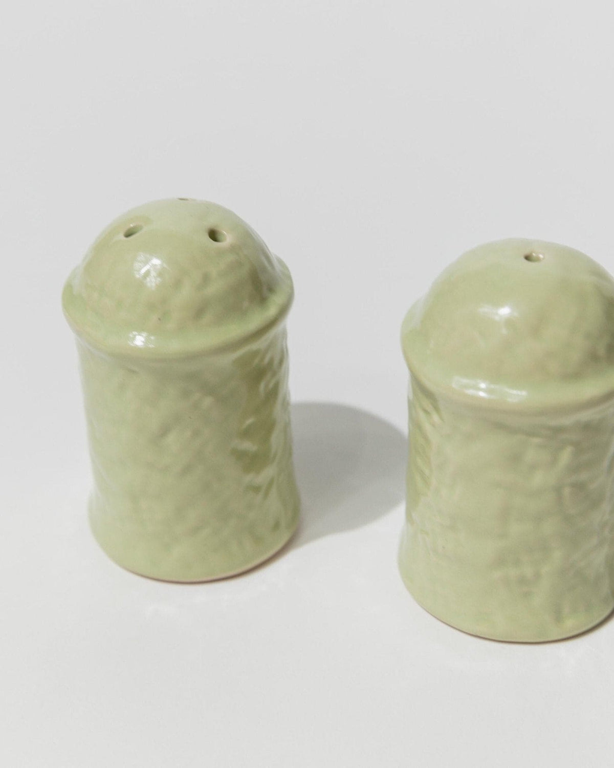 Salière et poivrière vintage en céramique Italie années 1970 design minimaliste