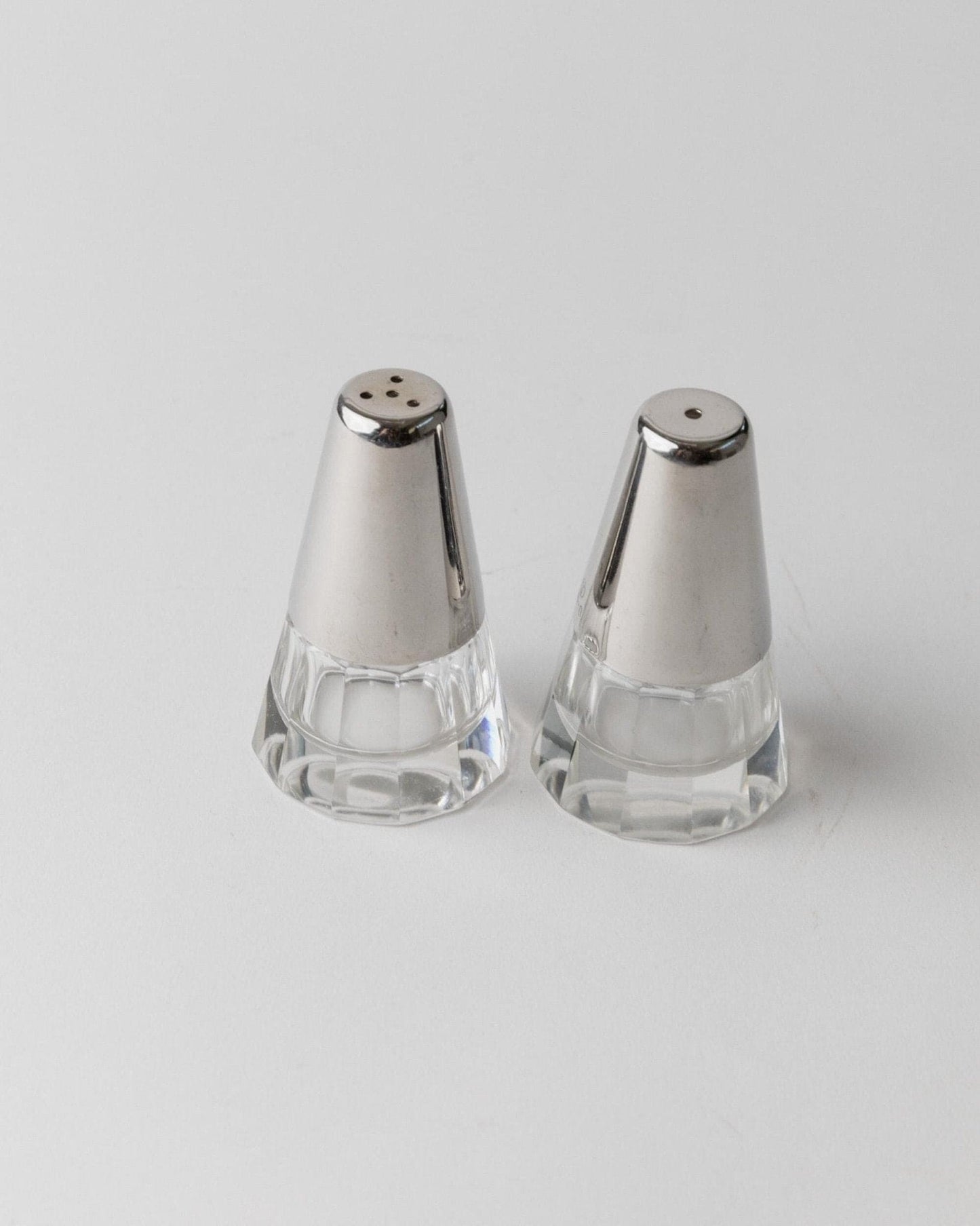 Vintage salt and pepper shakers silver-glass conical minimal Italy 1950s