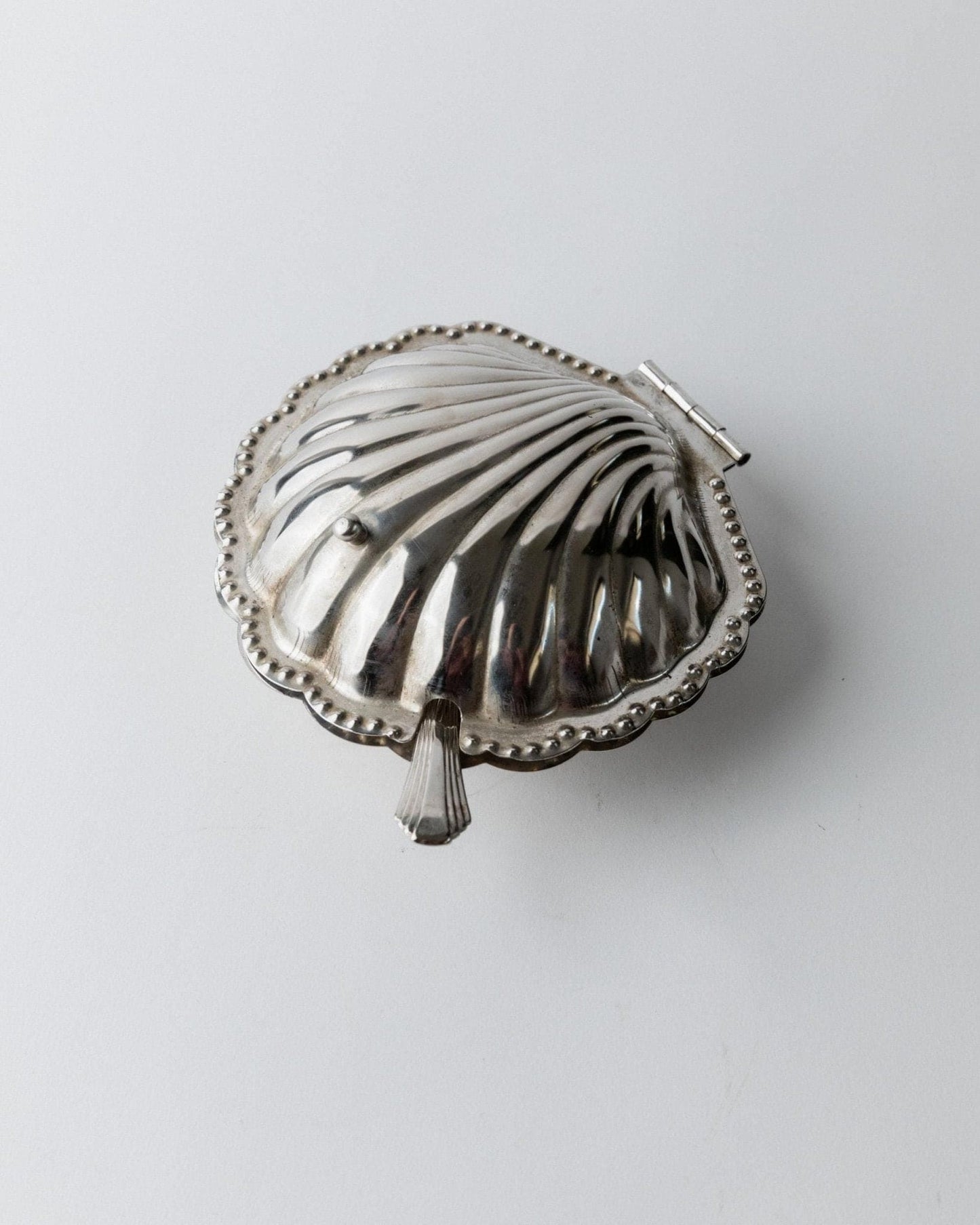 Sucrier vintage en forme de coquillage avec cuillère Italie années 1960 décoration de table élégante