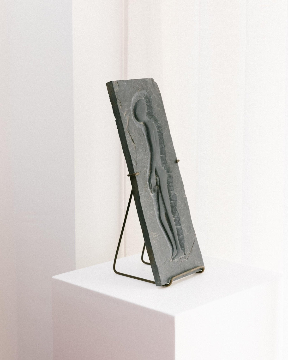 Vintage Steinrelief "Alien Man" aus Schiefer, Italien 1970er