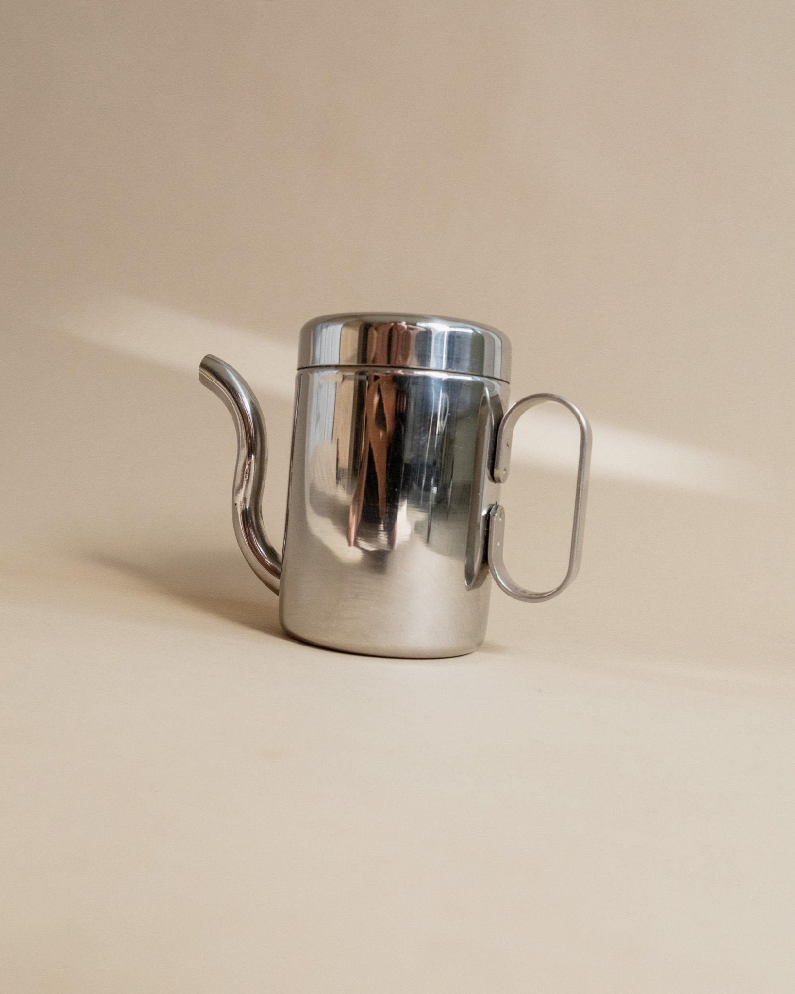 Vintage Kanne aus Edelstahl mit Deckel