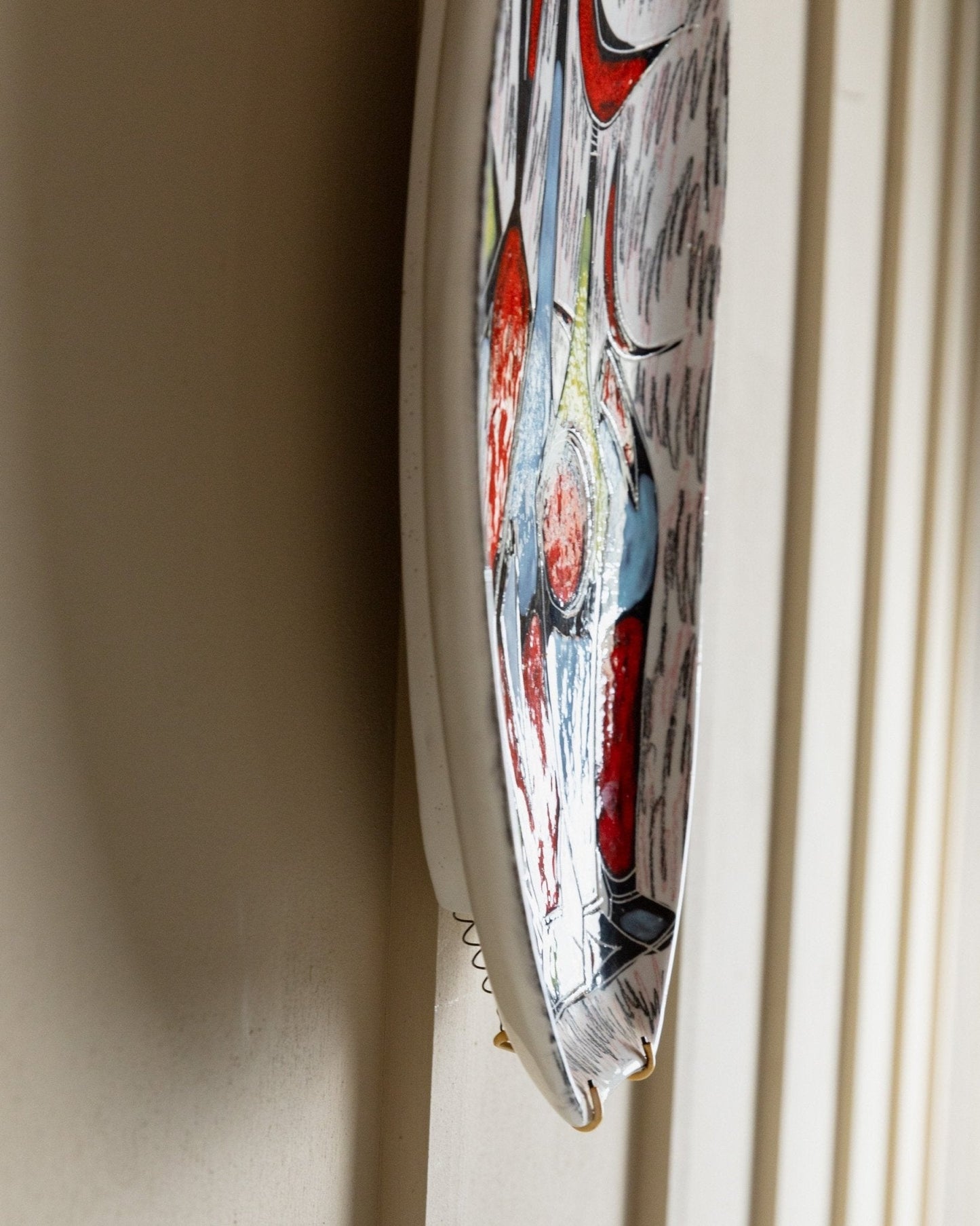 Vintage Keramikwandteller mit abstraktem Motiv