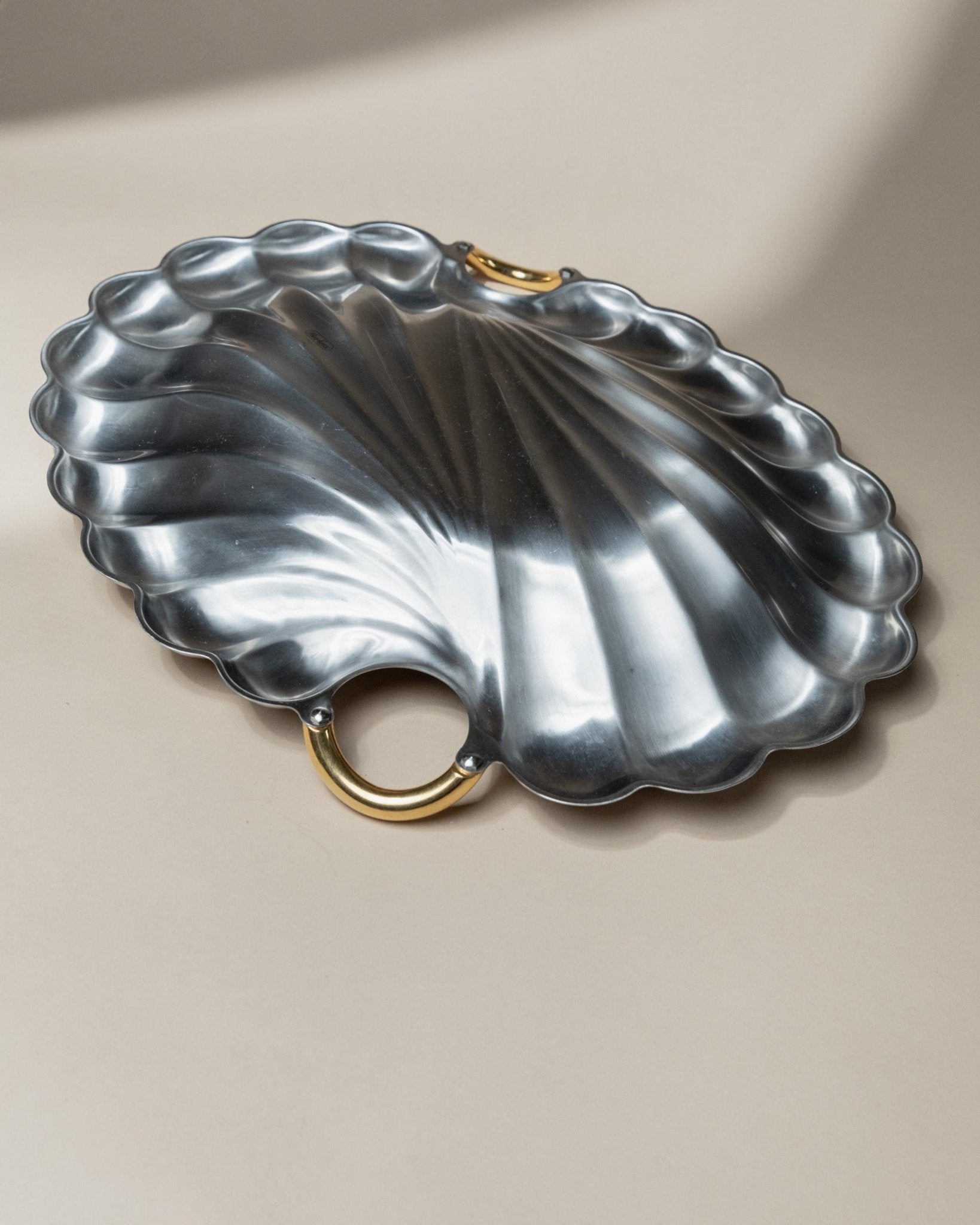 Vintage Tablett Muschelform von Becchetti für Becchetti Design Italy mit goldenen Details