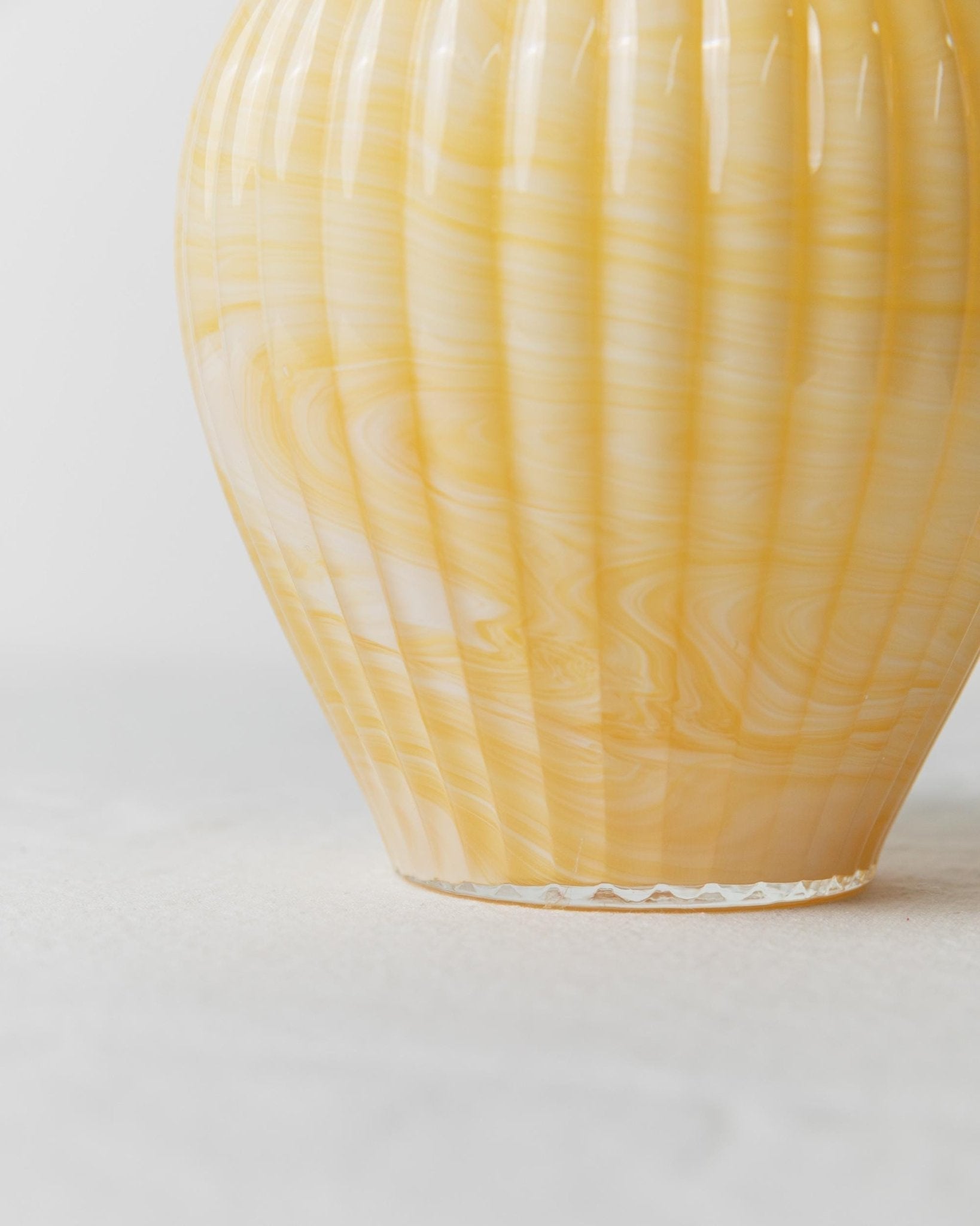 Vintage Vase Murano Glas von Valentino Roma, gelb-weiß
