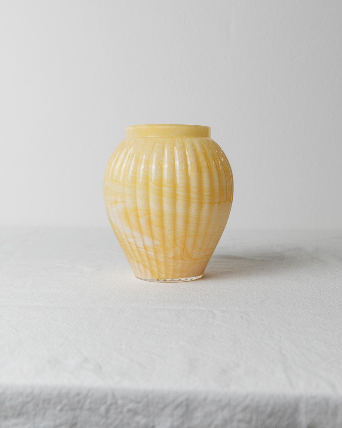 Vintage Vase Murano Glas von Valentino Roma, gelb-weiß