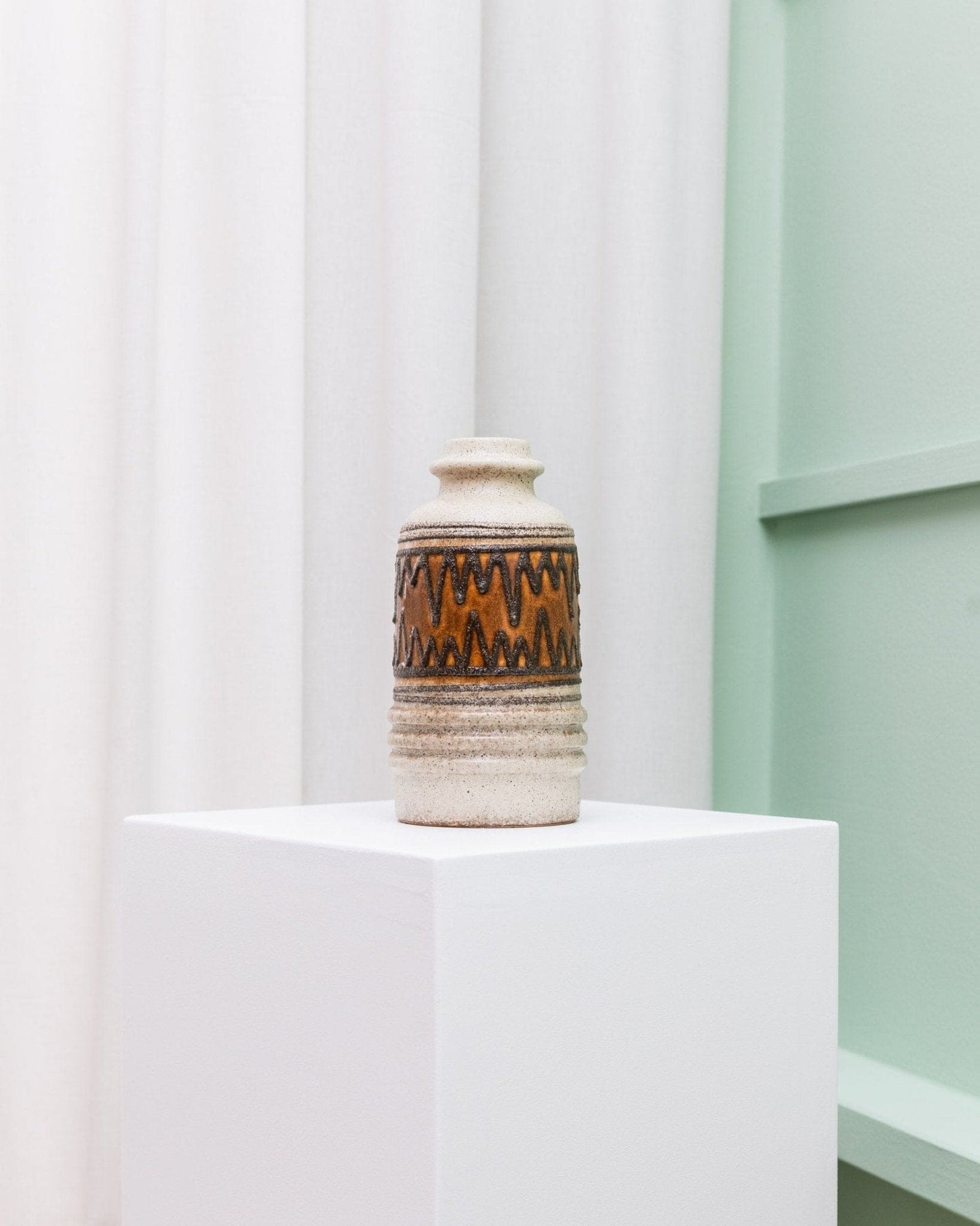 Vintage vase model 2922 by VEB Haldensleben GDR 1960s