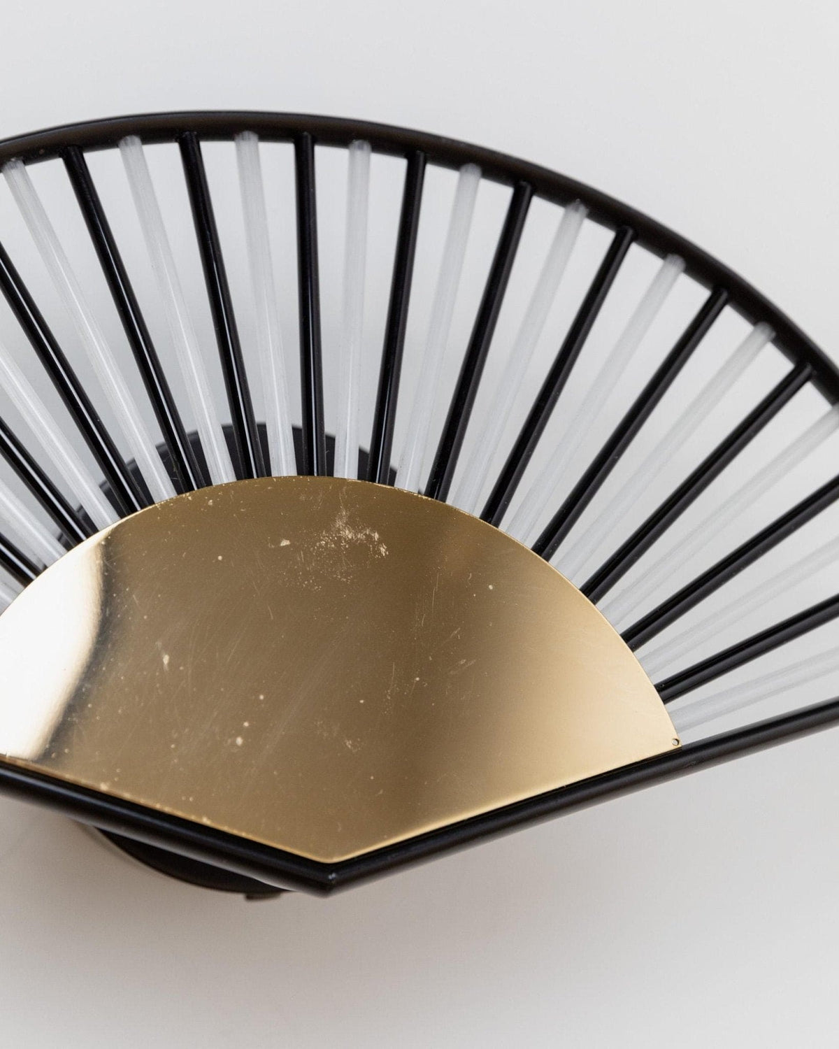 Vintage wall lamp fan-shaped glass tubes and gold metal Hollywood Regency 1980s