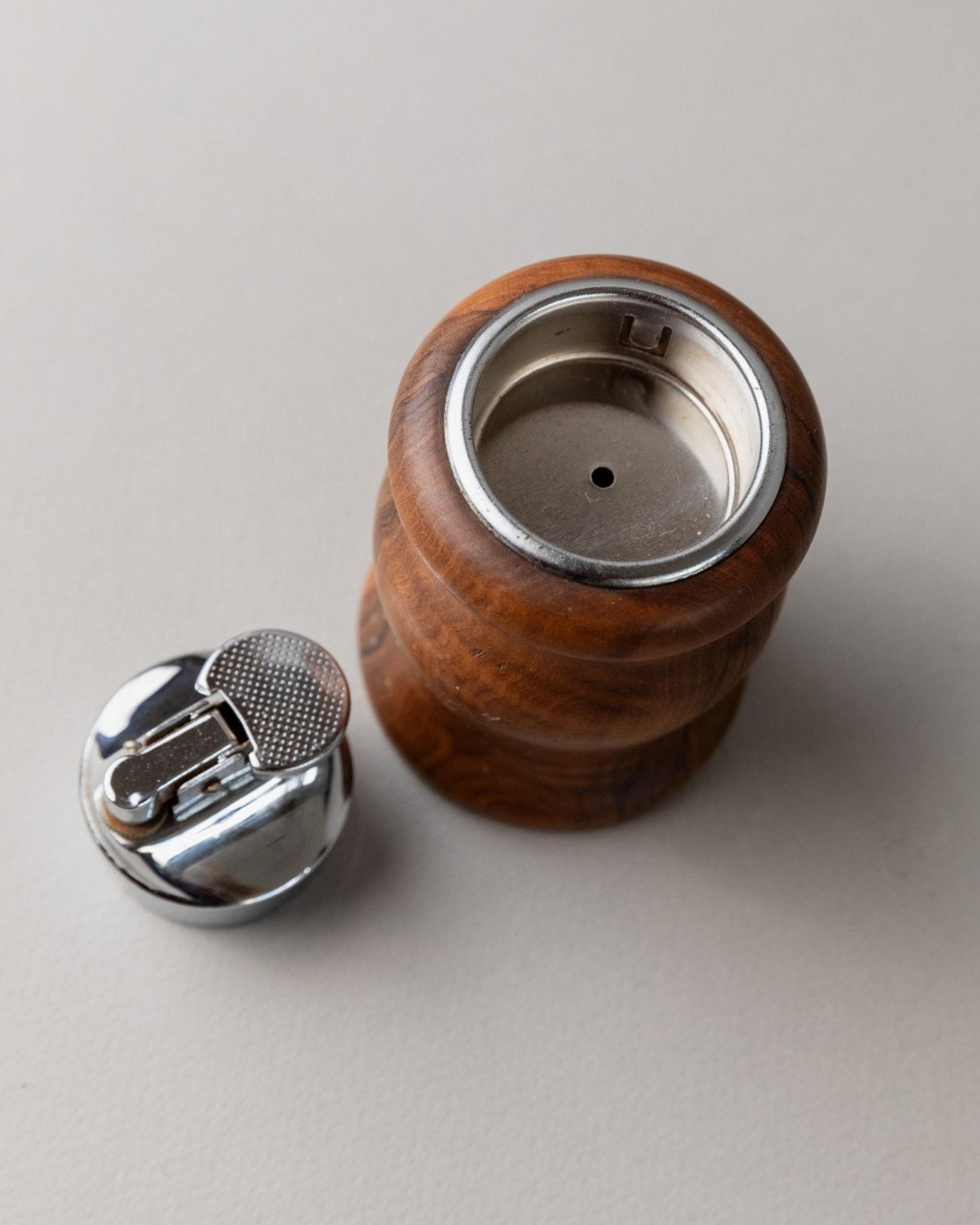 Vintage Tischfeuerzeug Holz einzigartig