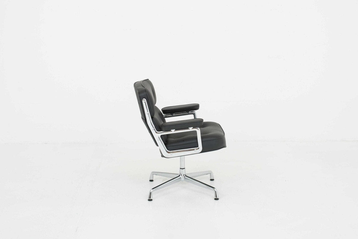 Lobby Chair ES 108 von Charles Eames für Vitra schwarz