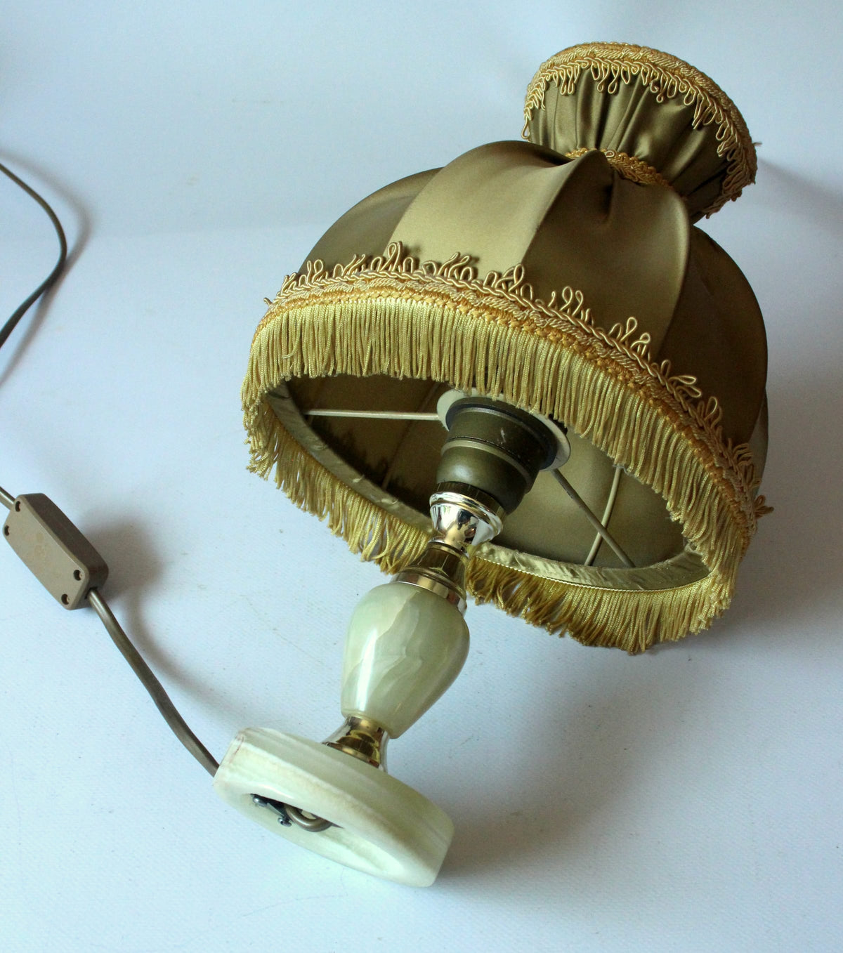 Vintage Tischlampe aus Messing und Onyx
