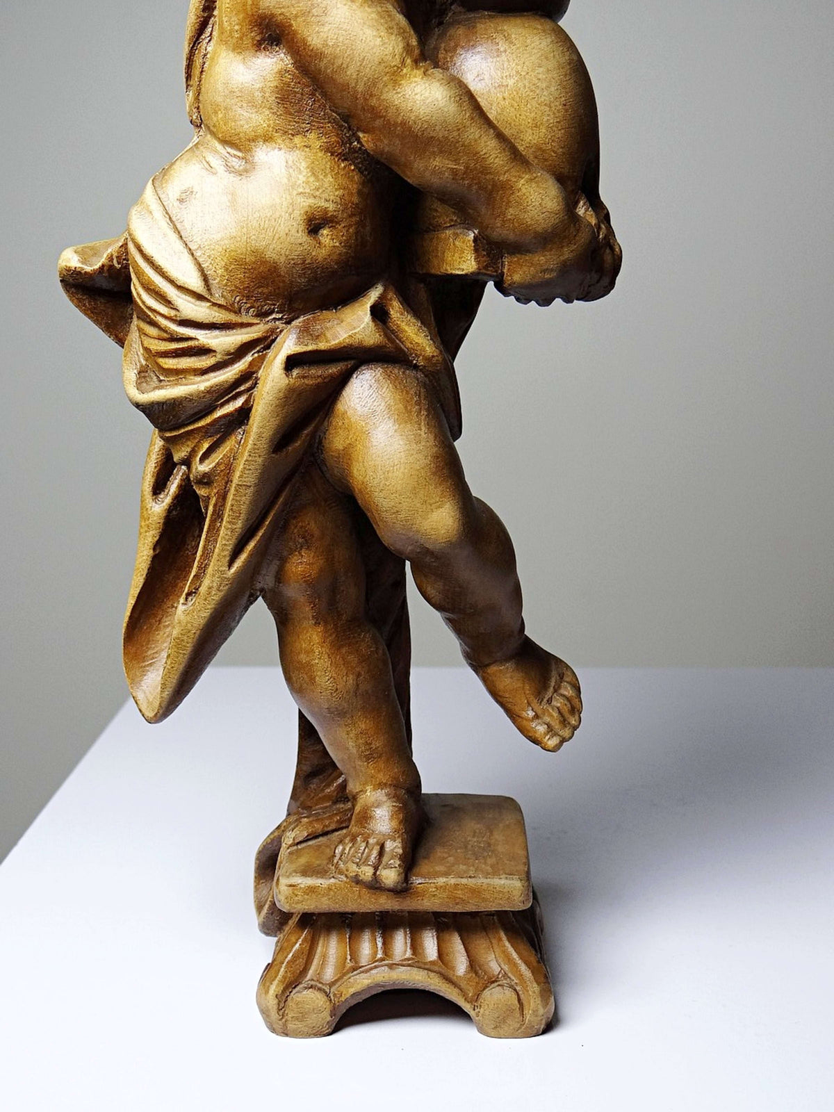 Vintage Skulptur Putto "Honigschlecker" nach Joseph Anton Feuchtmayer, Holz