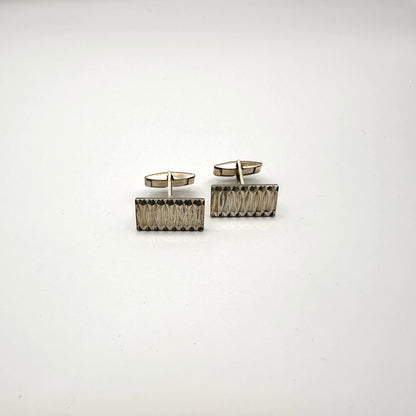 Rechteckiger Manschettenknopf aus 835er Silber mit Guilloché-Muster