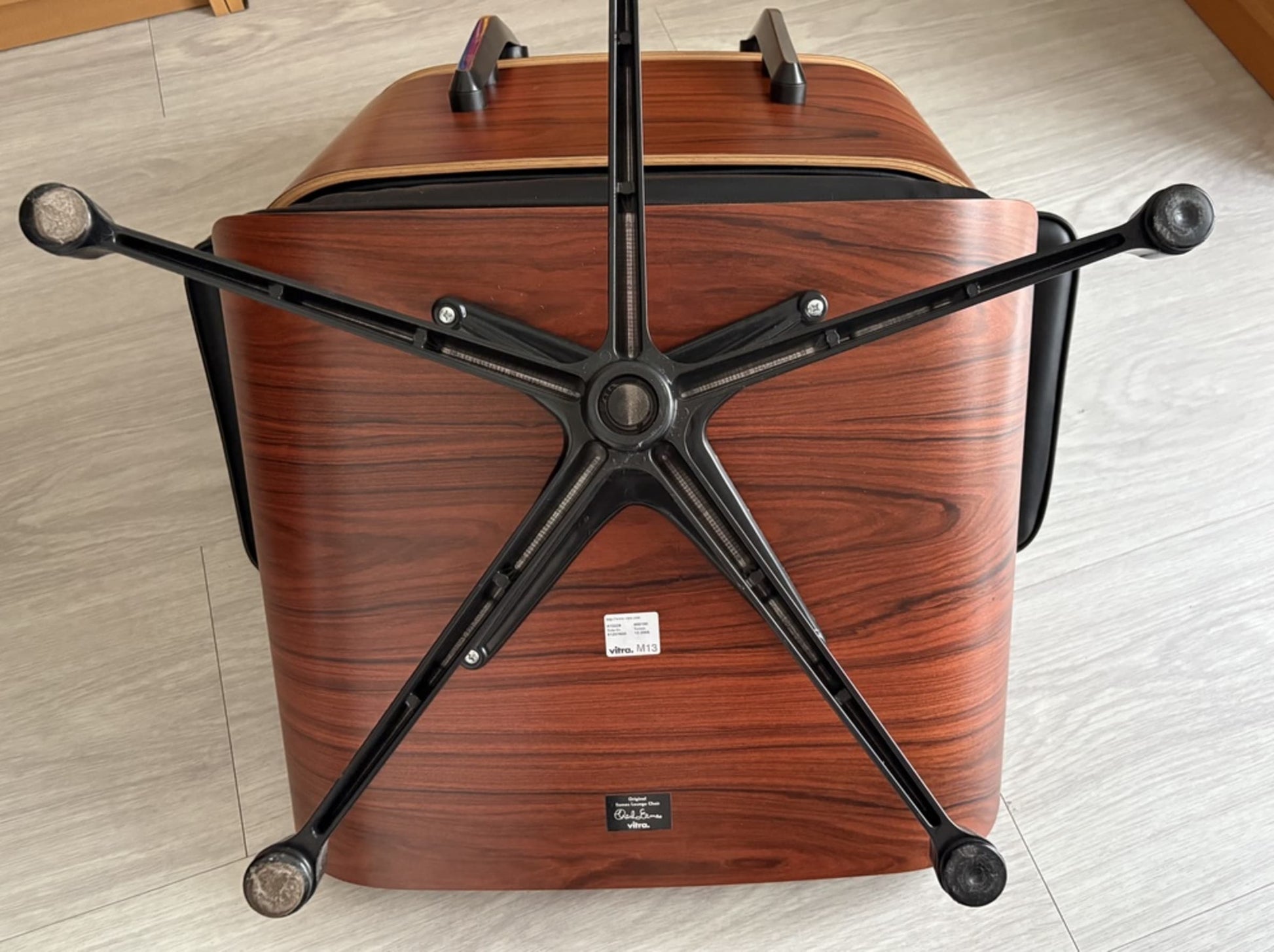 Lounge Chair mit Ottoman von Charles und Ray Eames für Vitra Schwarz Set von 2