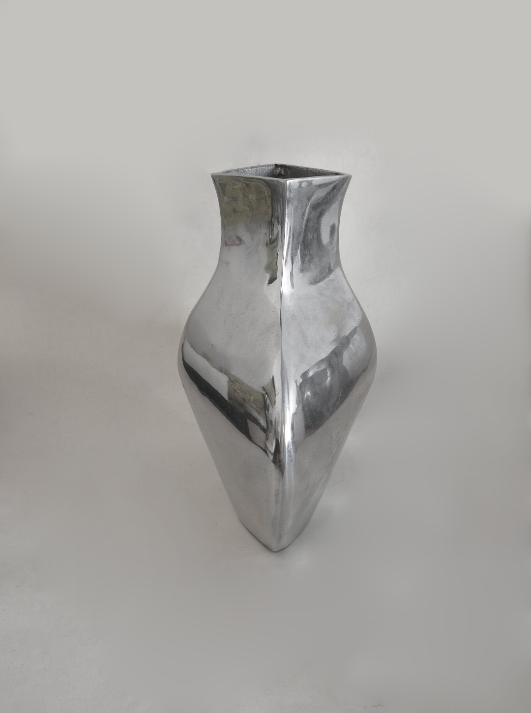 Vintage Vase Chrom