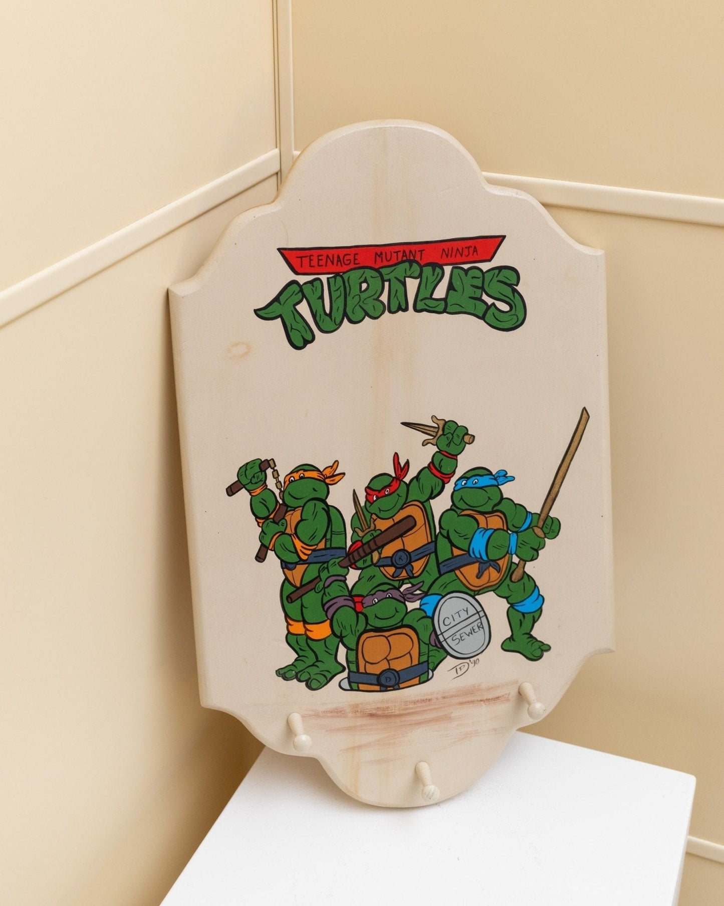 Vintage Kleiderschrank Teenage Mutant Ninja Turtles Motiv Unikat
