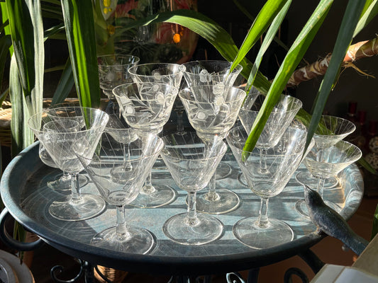 Vintage Glas Set von 17 Stück, diverse Varianten