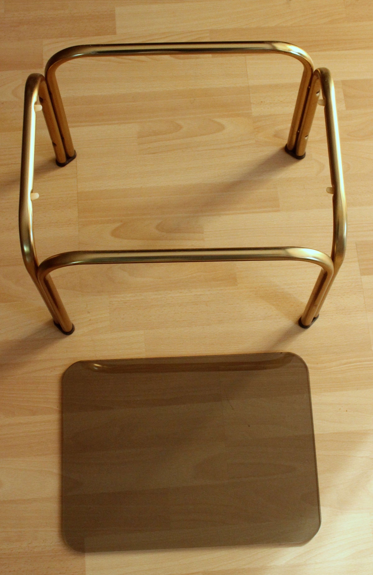 Vintage Beistelltisch Messing mit Rauchglasplatte, Space Age