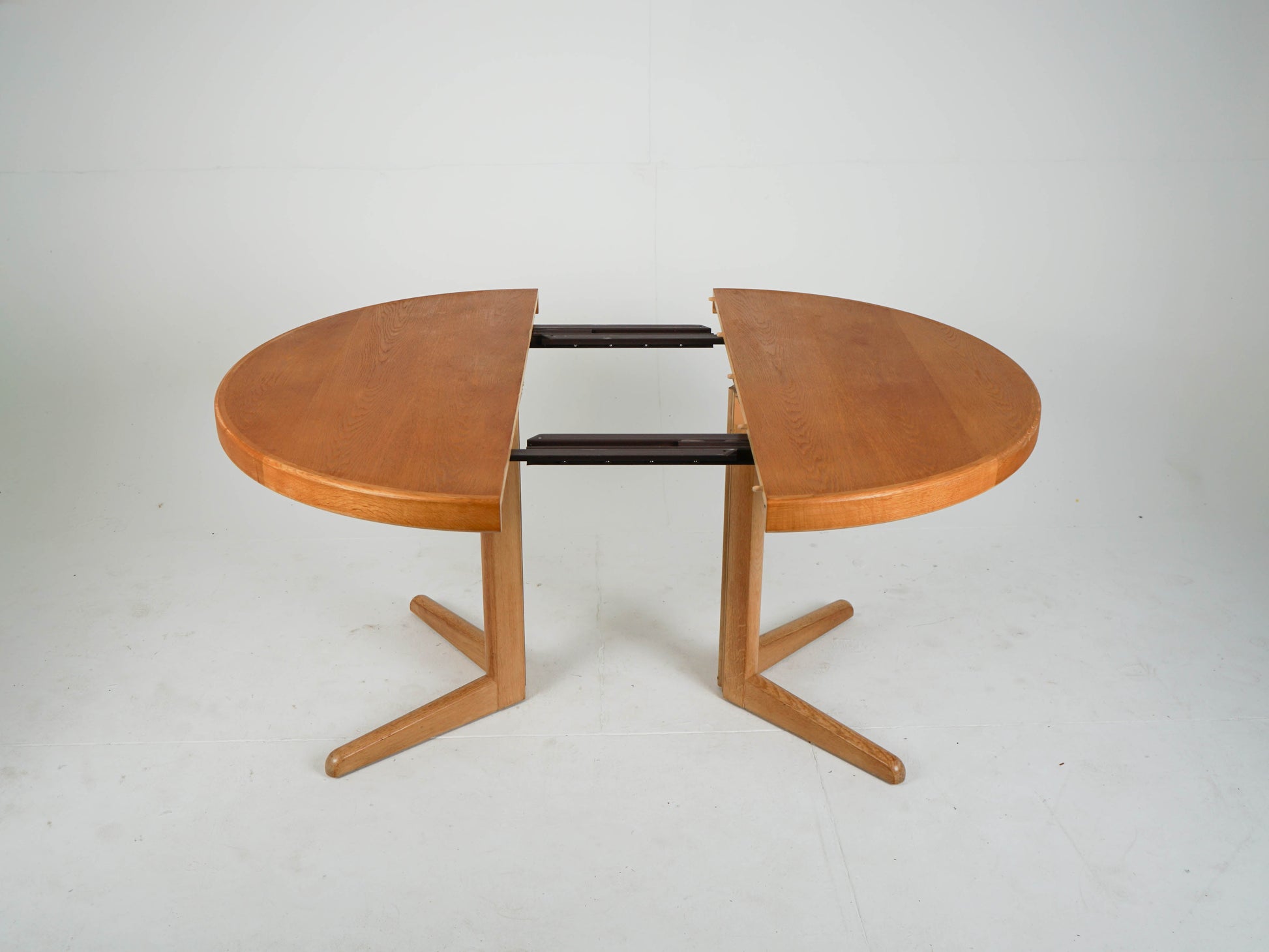 Vintage Ausziehtisch Eiche rund von Bramin, Mid-Century
