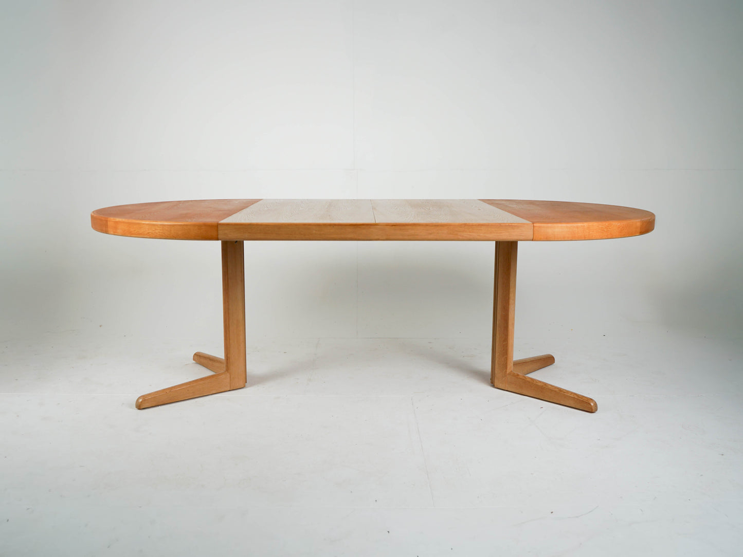 Vintage Ausziehtisch Eiche rund von Bramin, Mid-Century