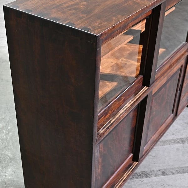Vintage Teeschrank „Veränderte #90“ von Matsumoto Mingei