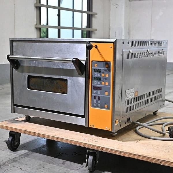 Vintage Elektro-Ofen WEE-11T von World Seiki für Profiküche