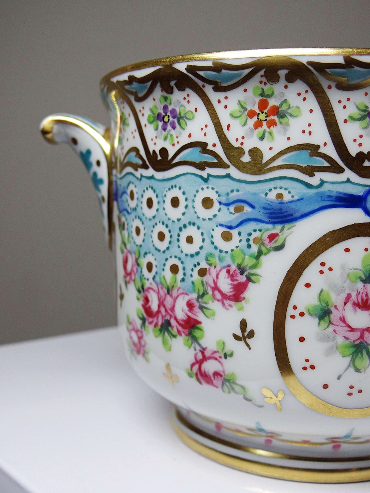 Vintage Porzellan-Übertopf von M. Carpezat Limoges, handbemalt, Art Nouveau
