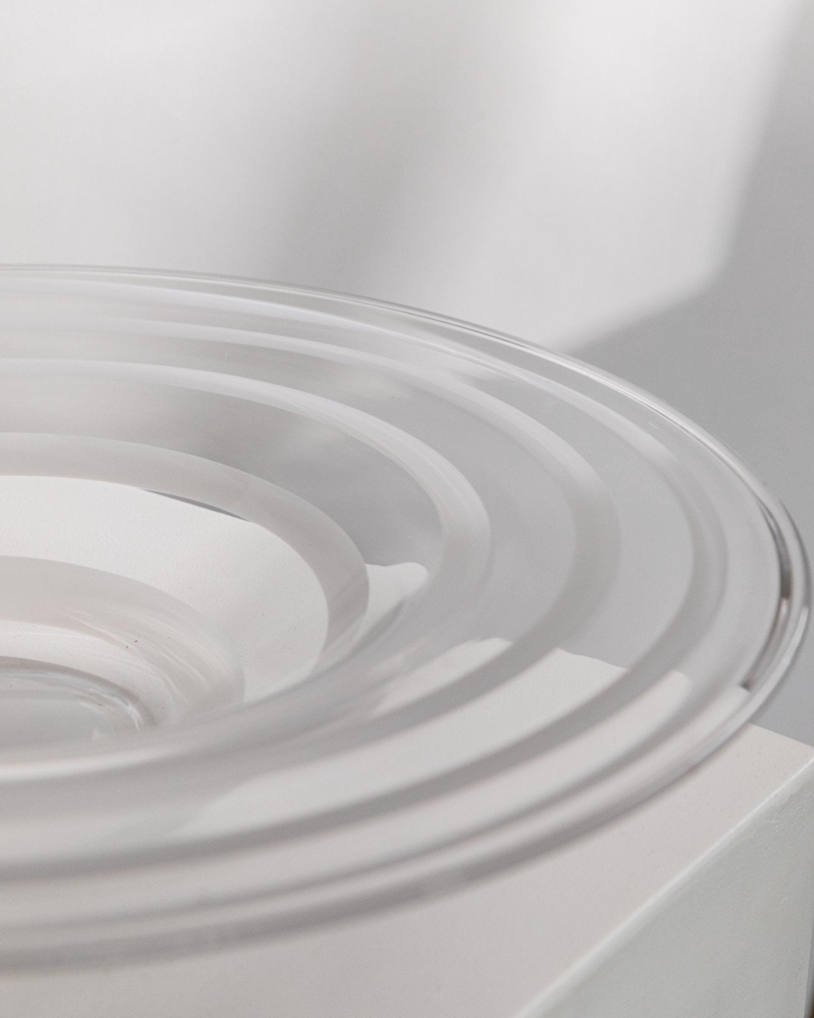 Vintage Schale Murano Glas von Murano Italy, klare und weiße Swirls, 1970er, dekorativ