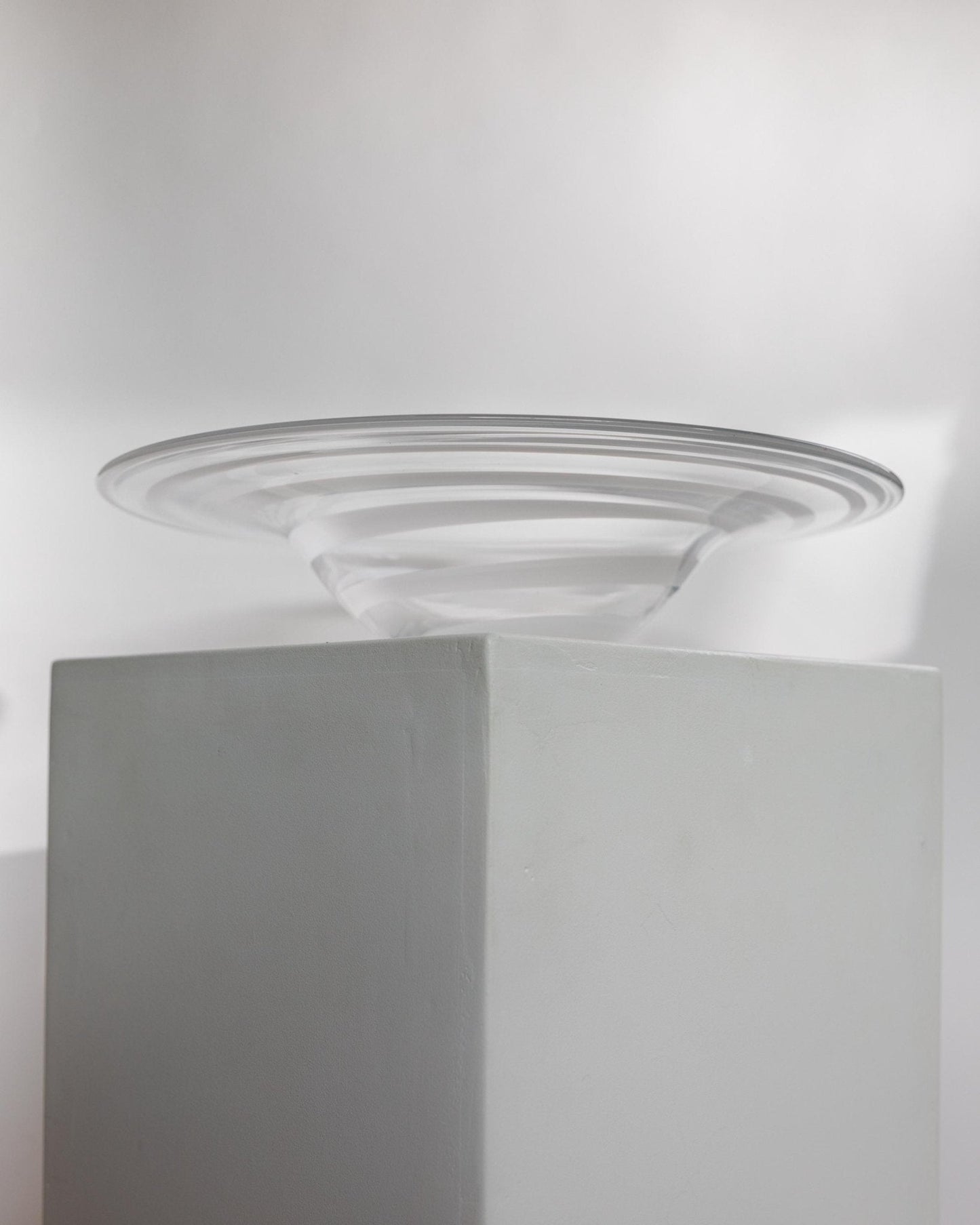 Vintage Schale Murano Glas von Murano Italy, klare und weiße Swirls, 1970er, dekorativ