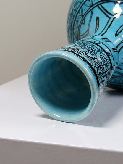 Vintage Vase Iznik Türkis von persisch Schwarzdekor Glasurkeramik