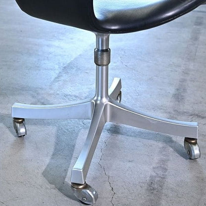 Vintage Stuhl Kabuto Chair von Isamu Kenmochi für Tendo auf Rollen