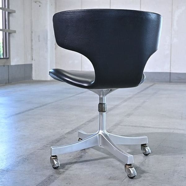 Vintage Stuhl Kabuto Chair von Isamu Kenmochi für Tendo auf Rollen