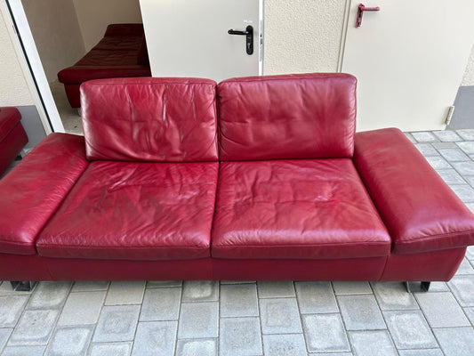Vintage Sofagarnitur mit Hocker aus Echtleder in Bordeauxrot