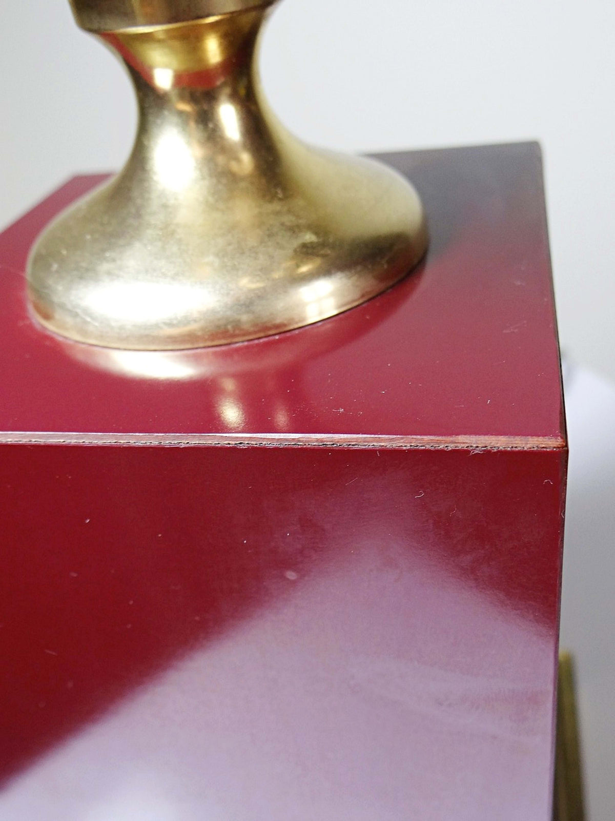 Vintage Tischlampe "Vérone" von Le Dauphin, Messing