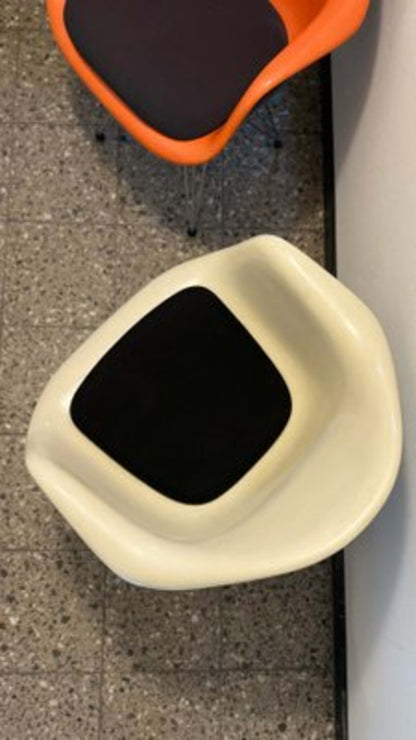 Vintage DAR Armlehnstuhl von Charles und Ray Eames für Herman Miller Set von 2