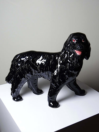 Vintage Karaffe Hund "Newfoundland Screech" Barbotine-Keramik