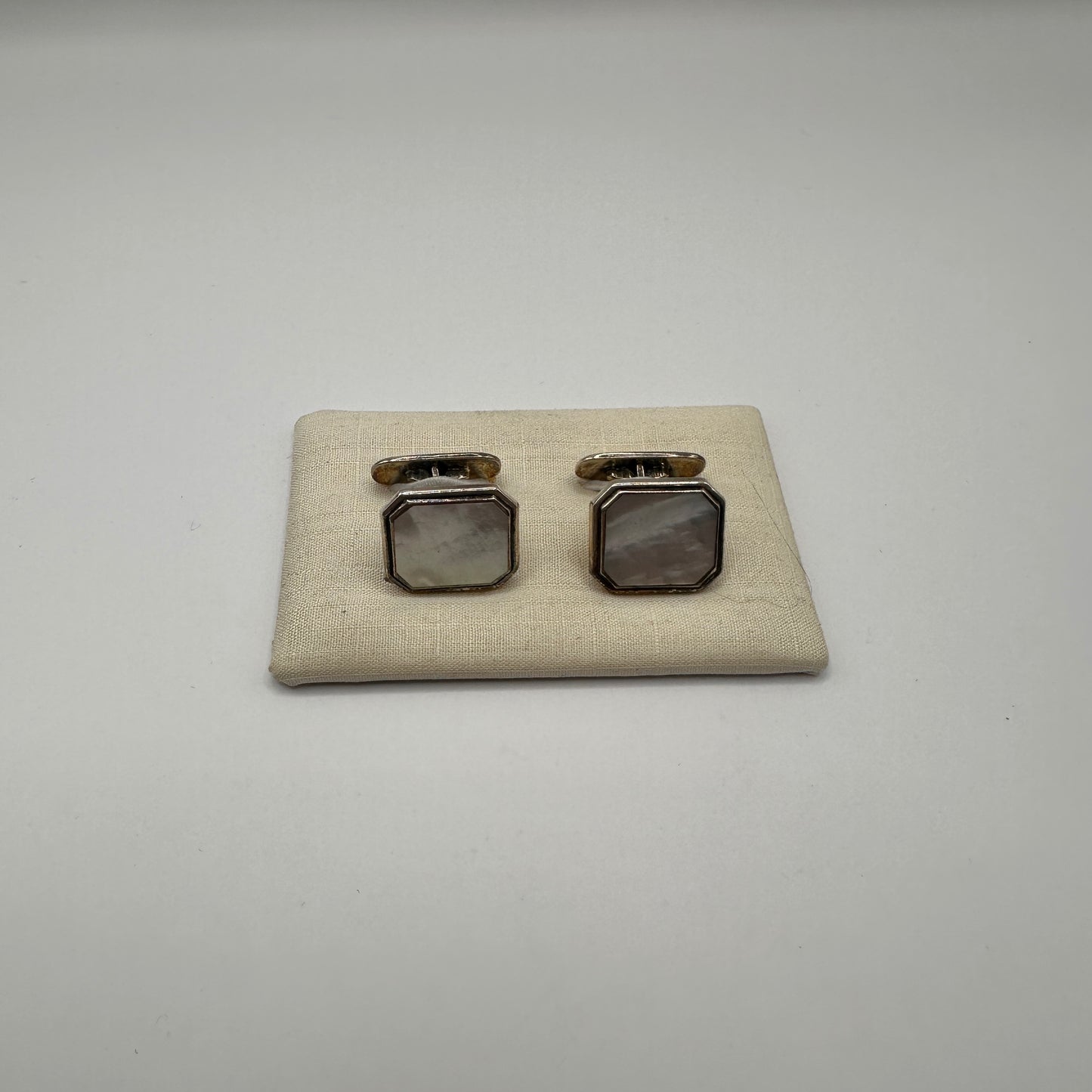 Vintage Manschettenknopf mit Perlmutt-Inlay aus 925er Silber