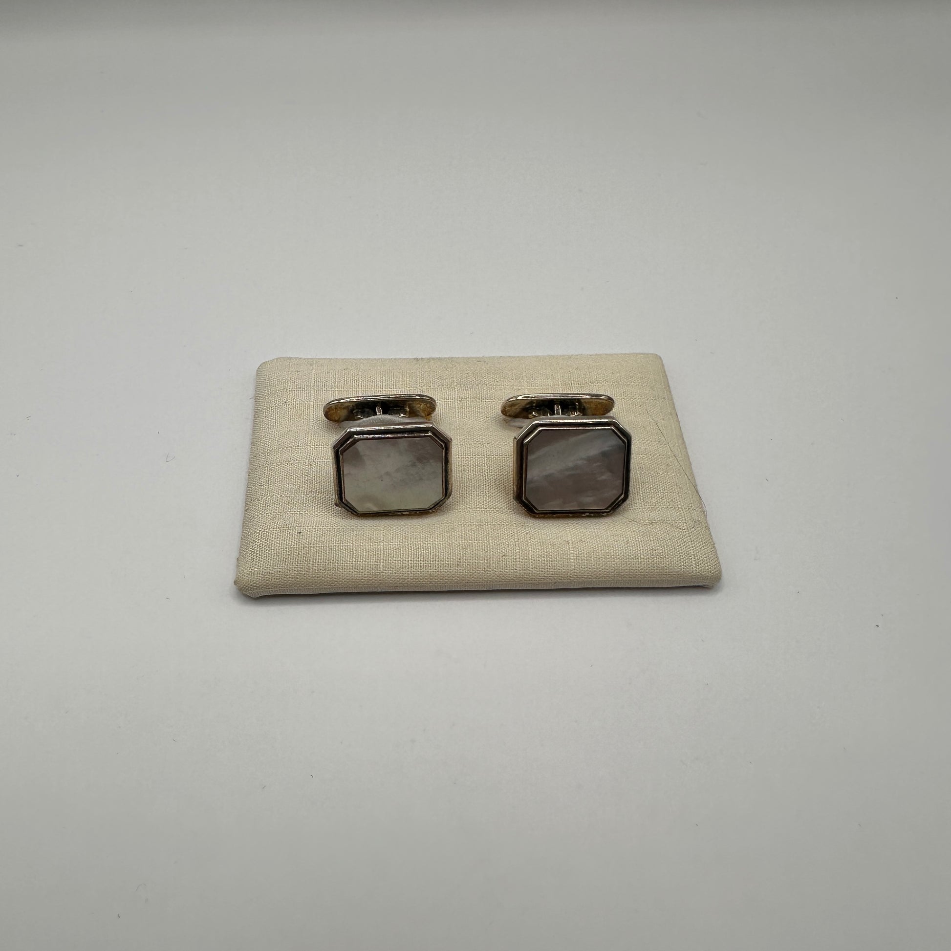 Vintage Manschettenknopf mit Perlmutt-Inlay aus 925er Silber